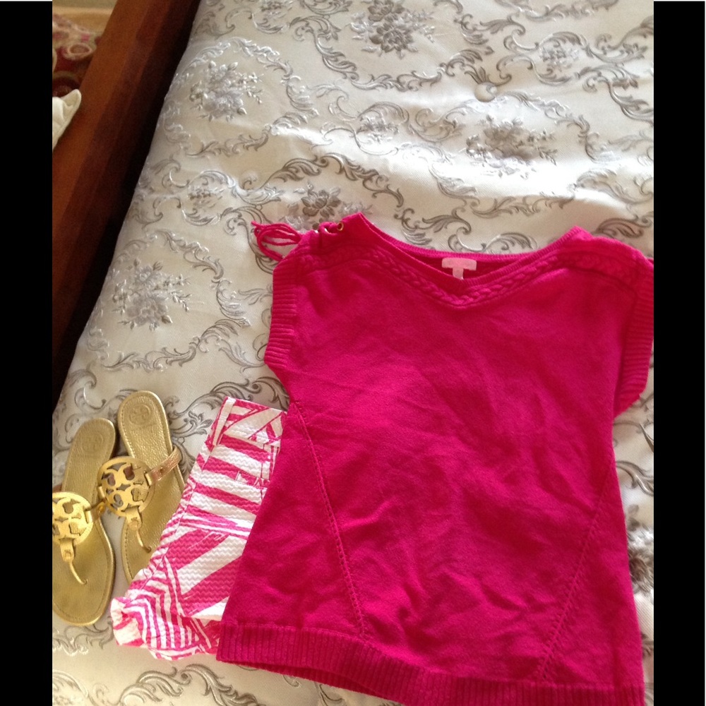 Pink medium top